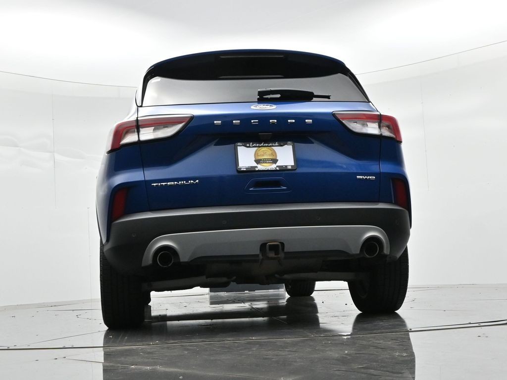 Ford Escape Vehicle Full-screen Gallery Image 20