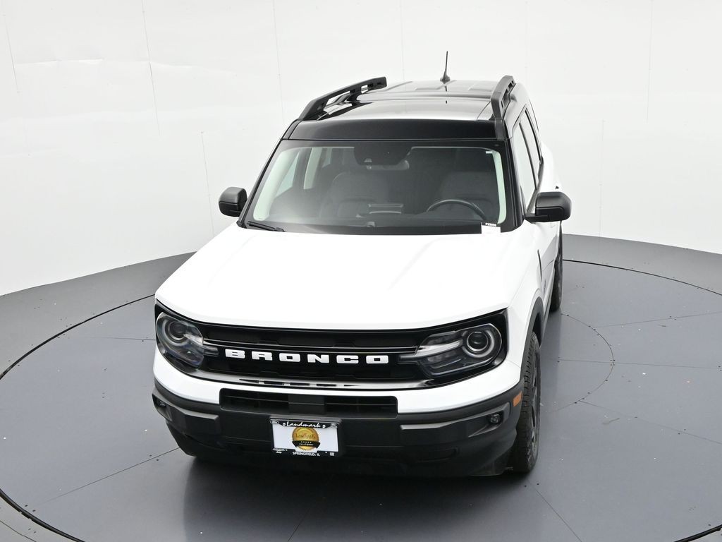 Ford Bronco Sport Vehicle Full-screen Gallery Image 17