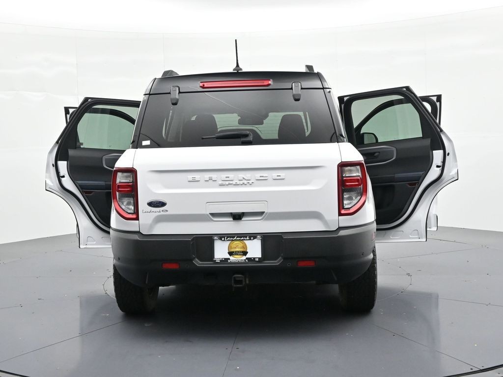 Ford Bronco Sport Vehicle Full-screen Gallery Image 27