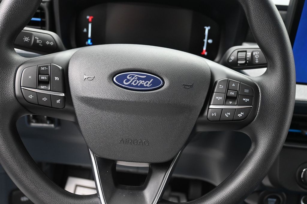Ford Maverick Vehicle Full-screen Gallery Image 14