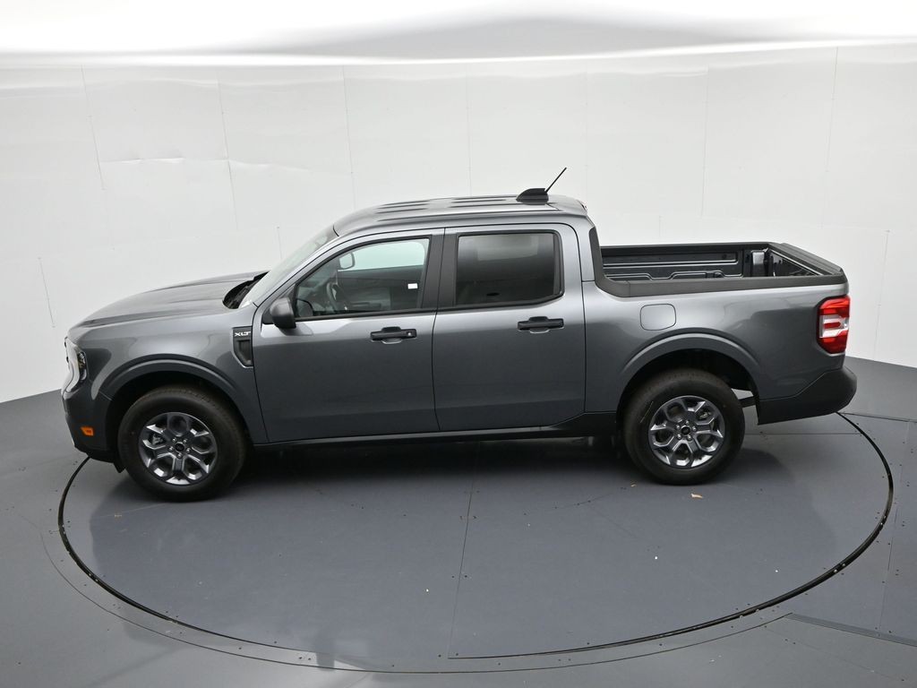 Ford Maverick Vehicle Full-screen Gallery Image 19