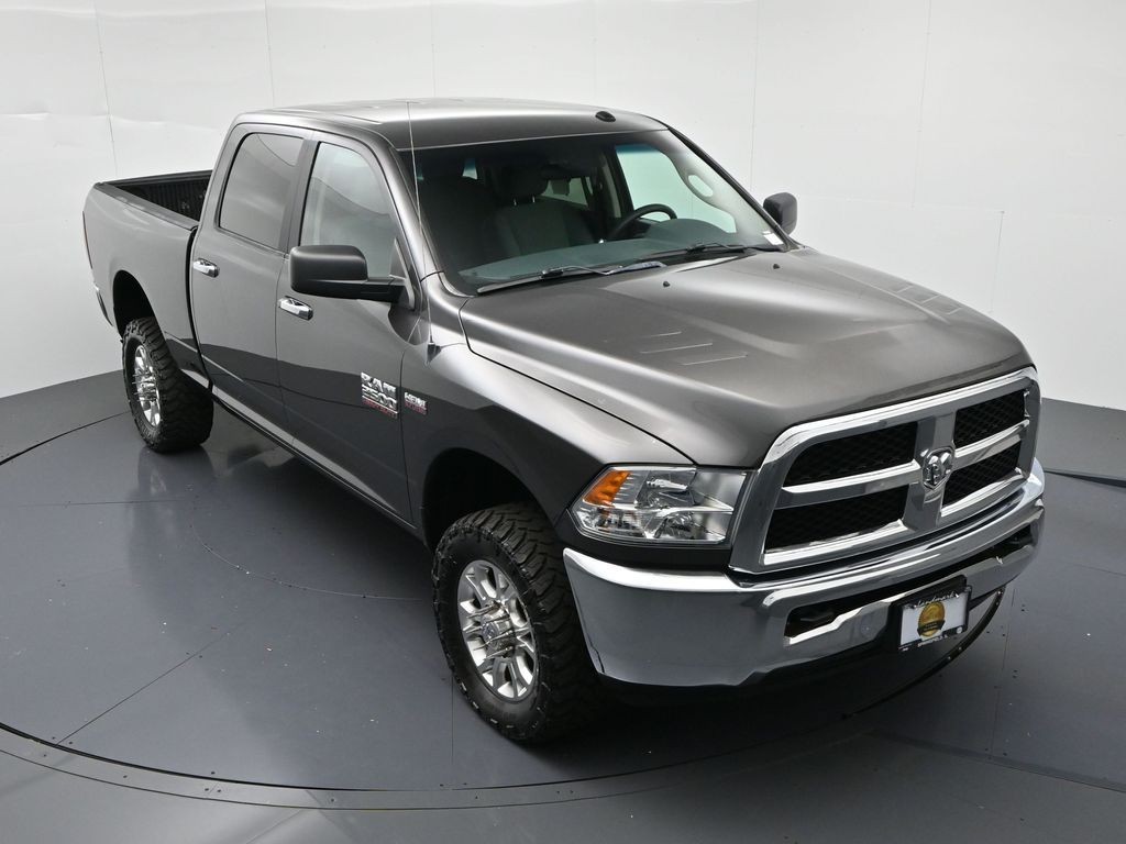 Ram 2500 Vehicle Full-screen Gallery Image 15