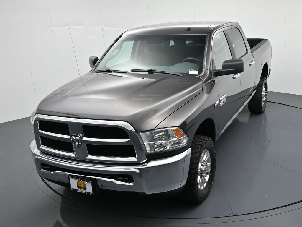 Ram 2500 Vehicle Full-screen Gallery Image 17