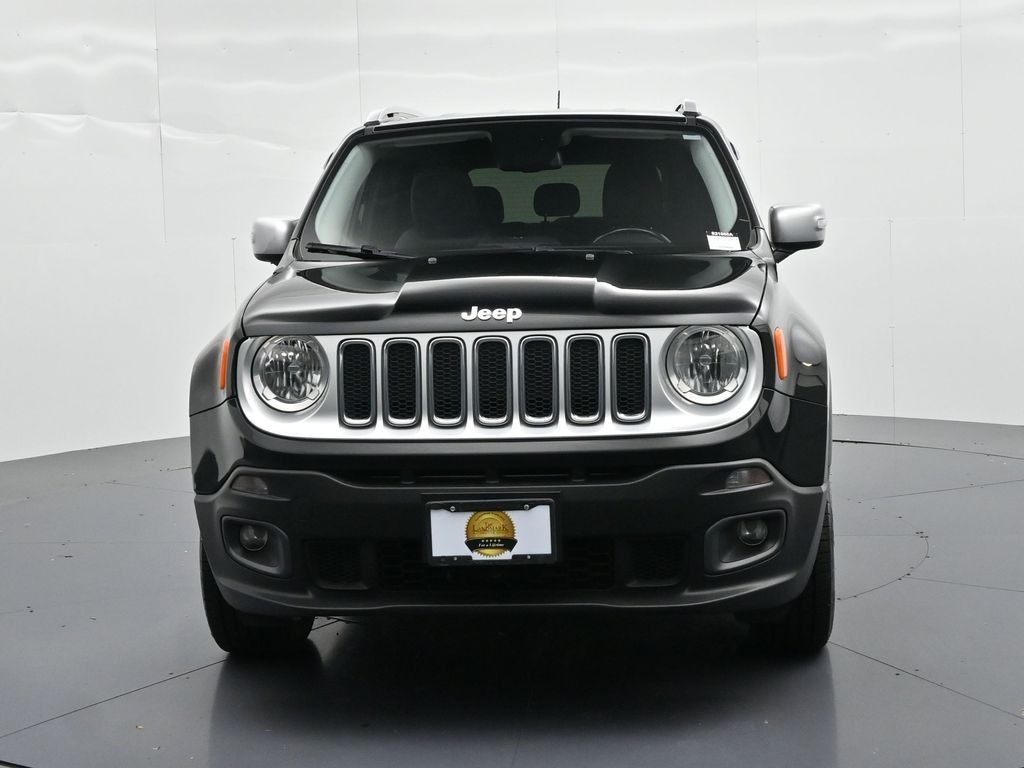 Jeep Renegade Vehicle Full-screen Gallery Image 3