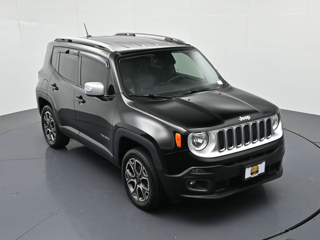 Jeep Renegade Vehicle Full-screen Gallery Image 14