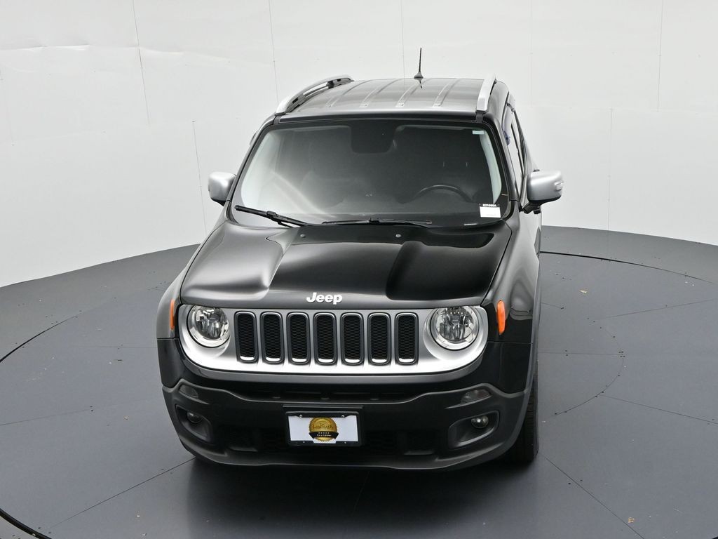 Jeep Renegade Vehicle Full-screen Gallery Image 15
