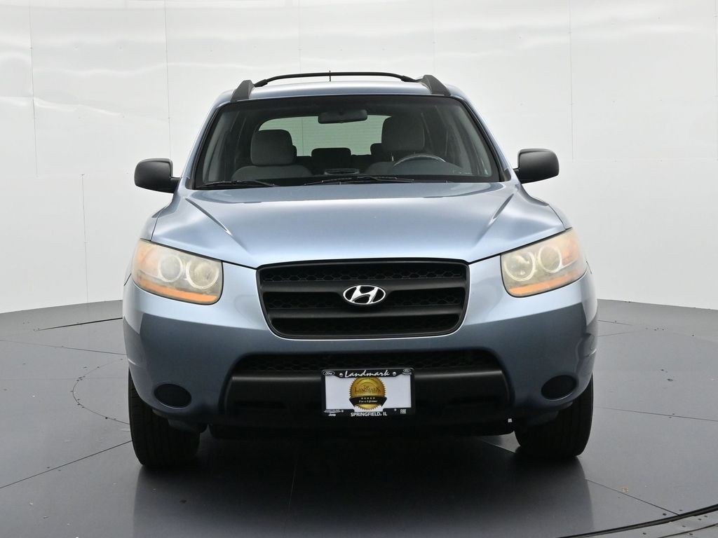 Hyundai Santa Fe Vehicle Full-screen Gallery Image 03