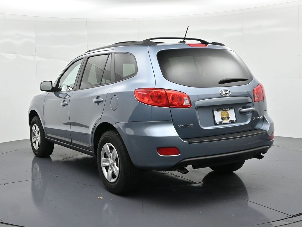 Hyundai Santa Fe Vehicle Full-screen Gallery Image 08
