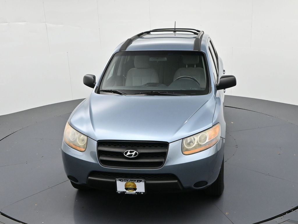Hyundai Santa Fe Vehicle Full-screen Gallery Image 15