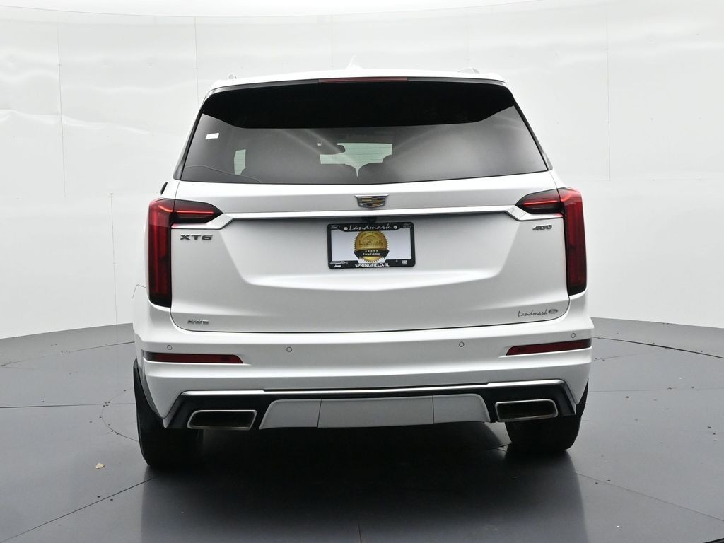 Cadillac XT6 Vehicle Full-screen Gallery Image 07