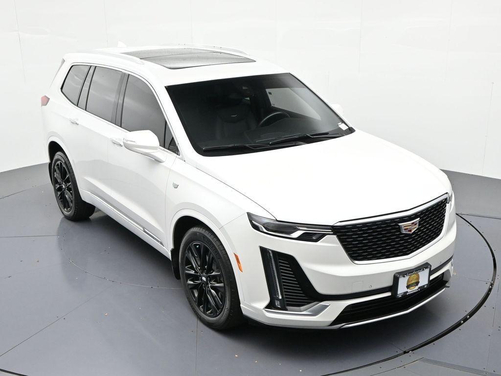 Cadillac XT6 Vehicle Full-screen Gallery Image 17