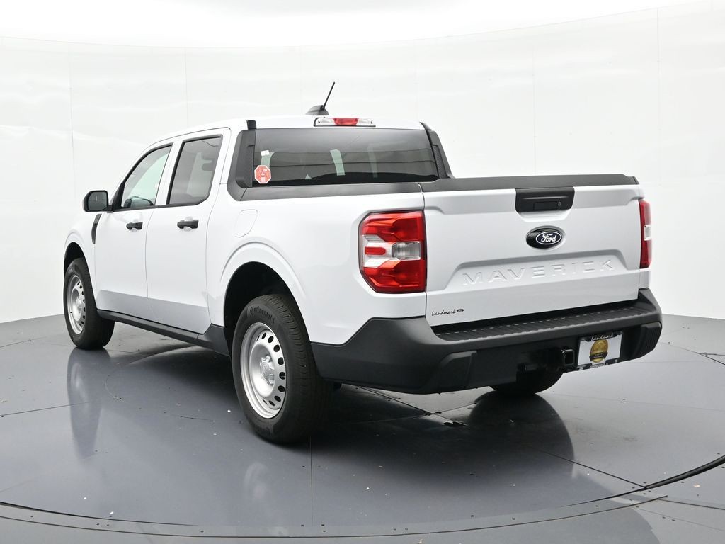 Ford Maverick Vehicle Full-screen Gallery Image 8