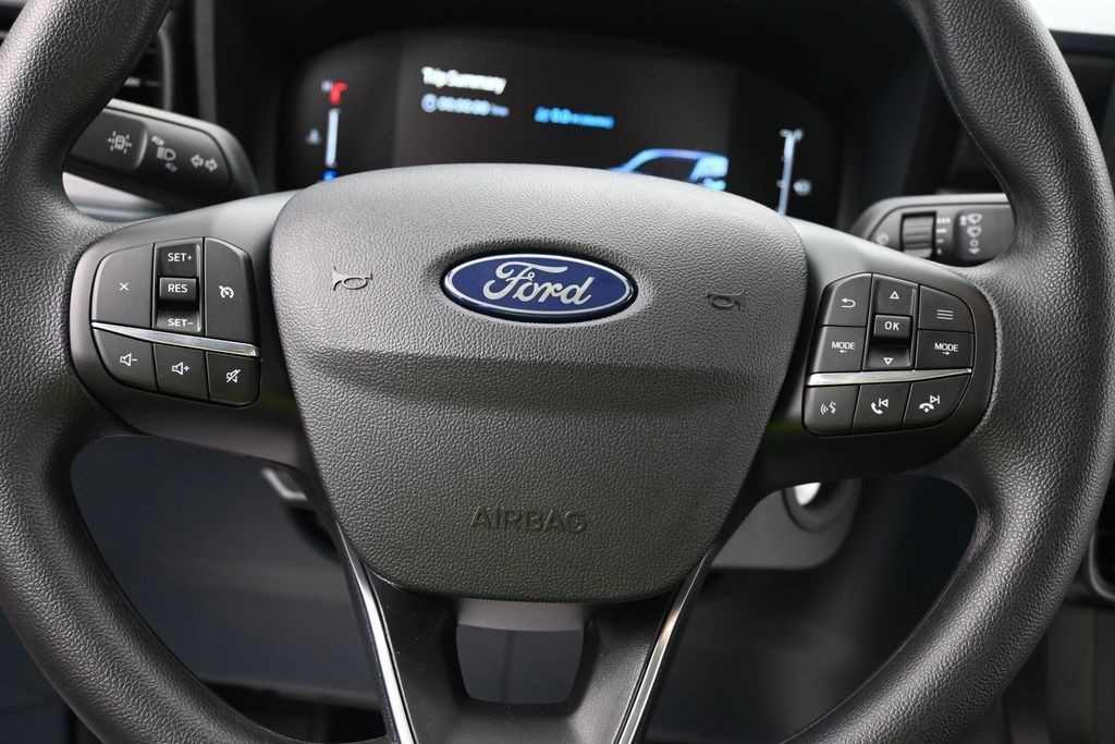 Ford Maverick Vehicle Full-screen Gallery Image 13