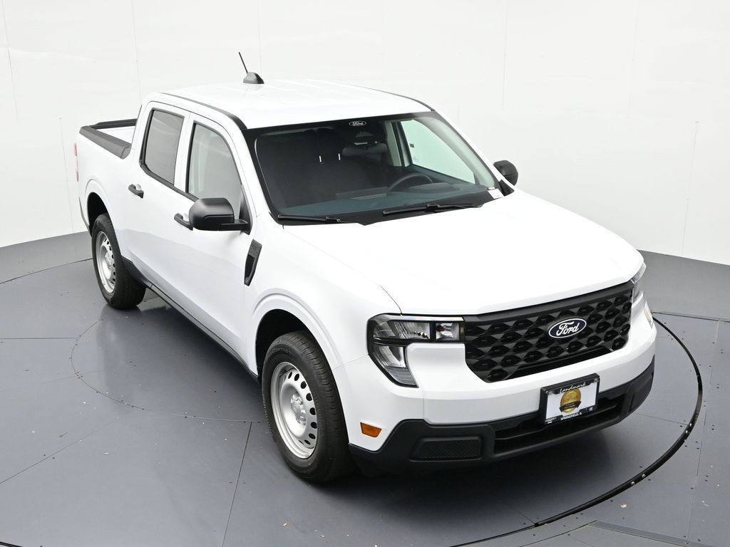 Ford Maverick Vehicle Full-screen Gallery Image 15