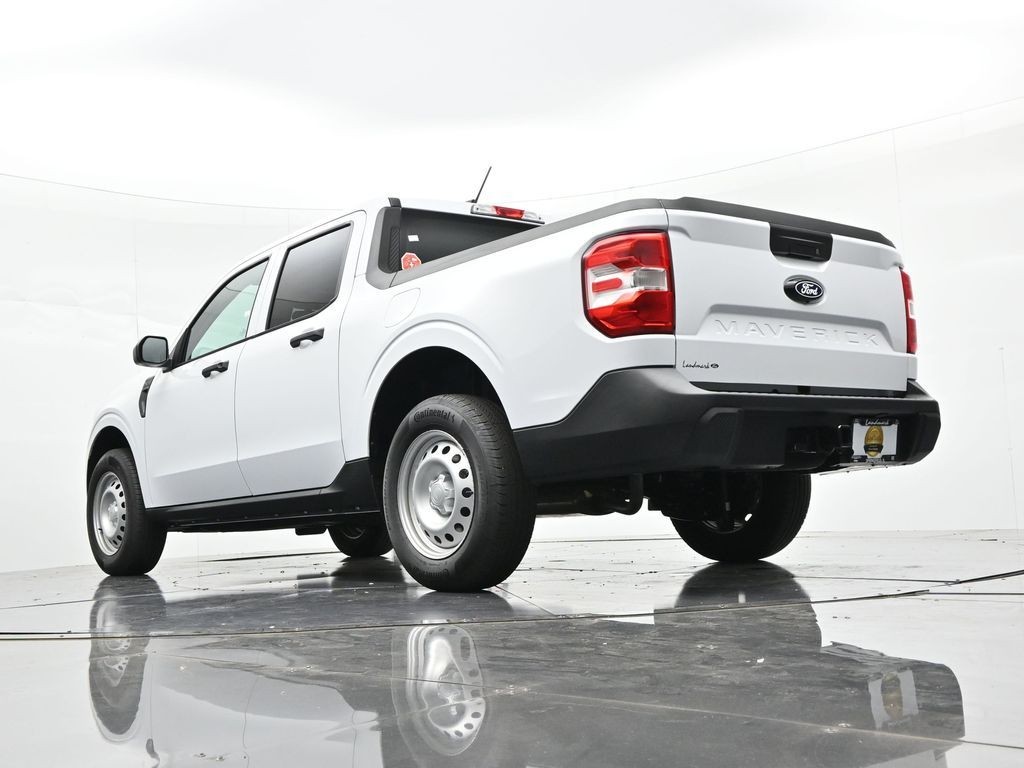 Ford Maverick Vehicle Full-screen Gallery Image 19