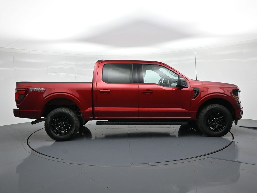 Ford F-150 Vehicle Full-screen Gallery Image 5