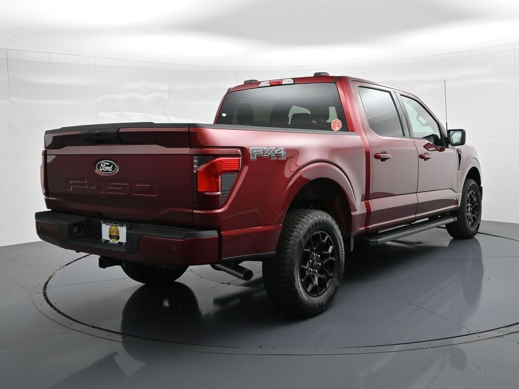 Ford F-150 Vehicle Full-screen Gallery Image 6
