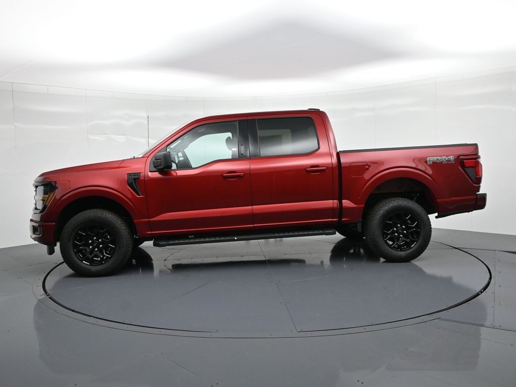 Ford F-150 Vehicle Full-screen Gallery Image 9