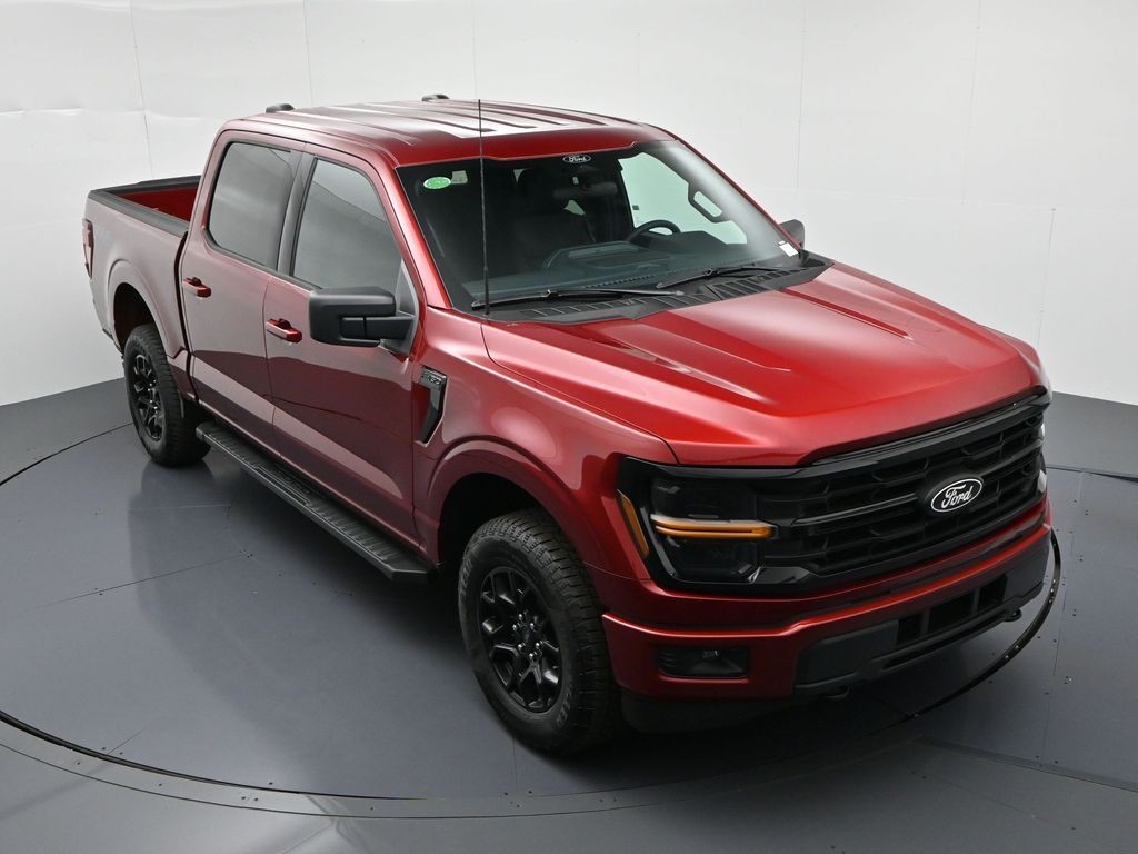 Ford F-150 Vehicle Full-screen Gallery Image 17