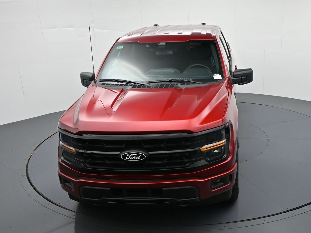 Ford F-150 Vehicle Full-screen Gallery Image 18