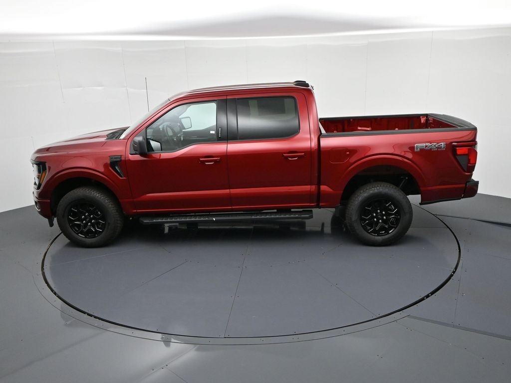 Ford F-150 Vehicle Full-screen Gallery Image 20