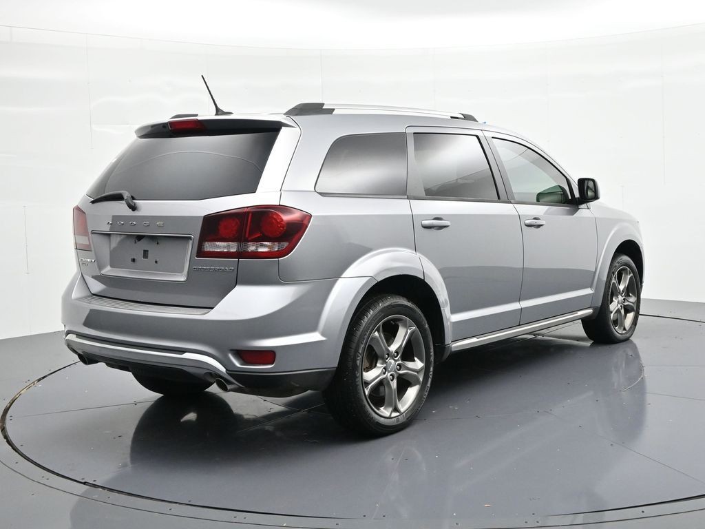 Dodge Journey Vehicle Full-screen Gallery Image 06