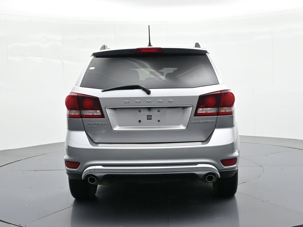 Dodge Journey Vehicle Full-screen Gallery Image 07