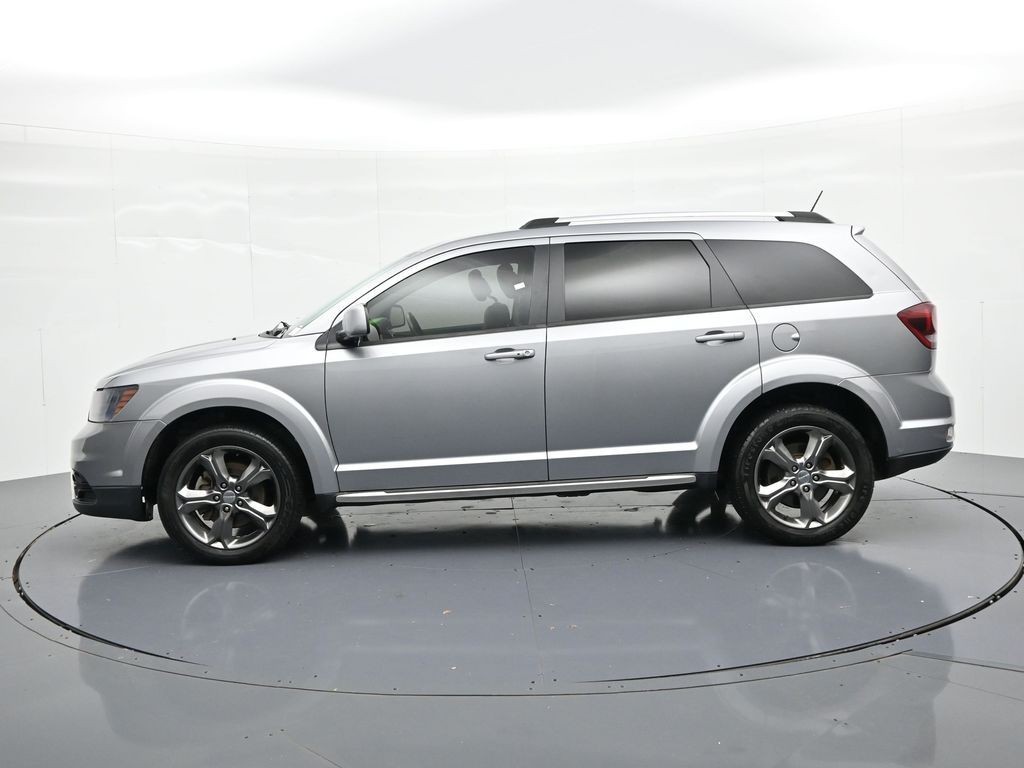 Dodge Journey Vehicle Full-screen Gallery Image 09
