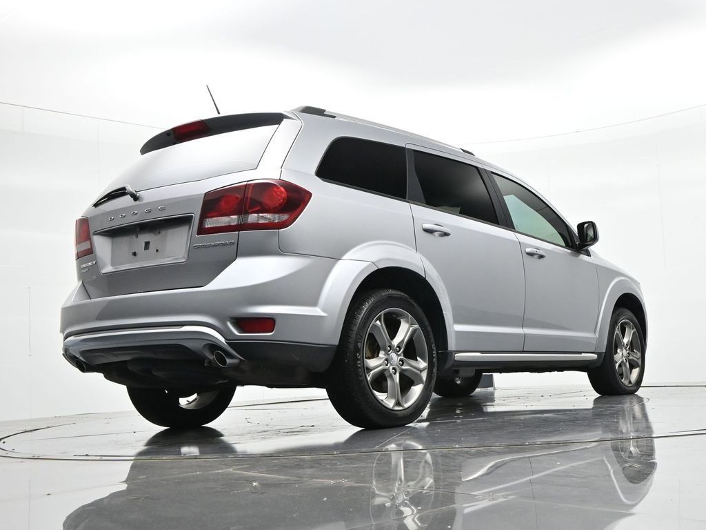 Dodge Journey Vehicle Full-screen Gallery Image 21