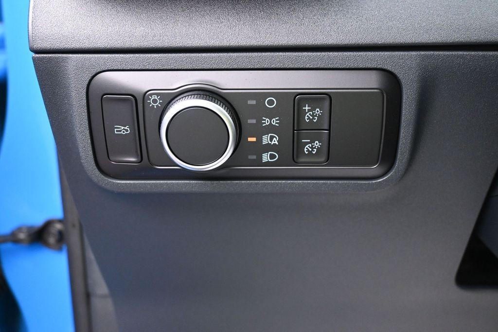 Ford Mustang Vehicle Full-screen Gallery Image 14