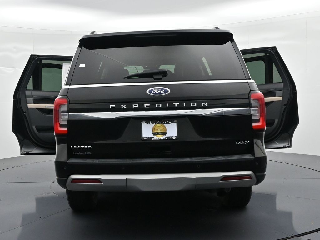 Ford Expedition Max Vehicle Full-screen Gallery Image 29