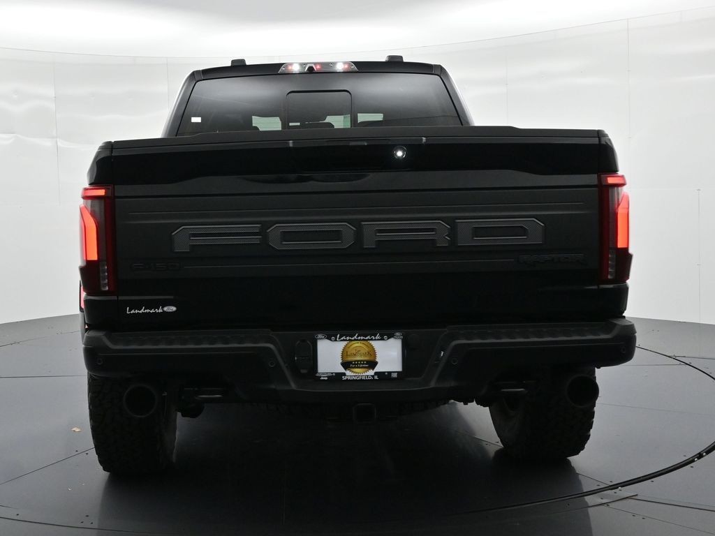Ford F-150 Vehicle Full-screen Gallery Image 7