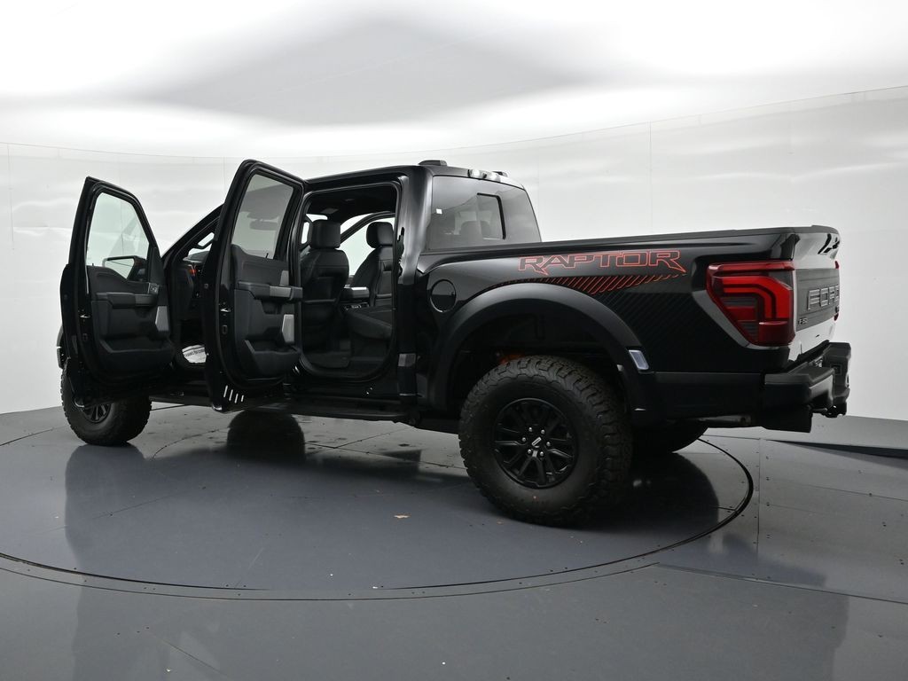 Ford F-150 Vehicle Full-screen Gallery Image 27