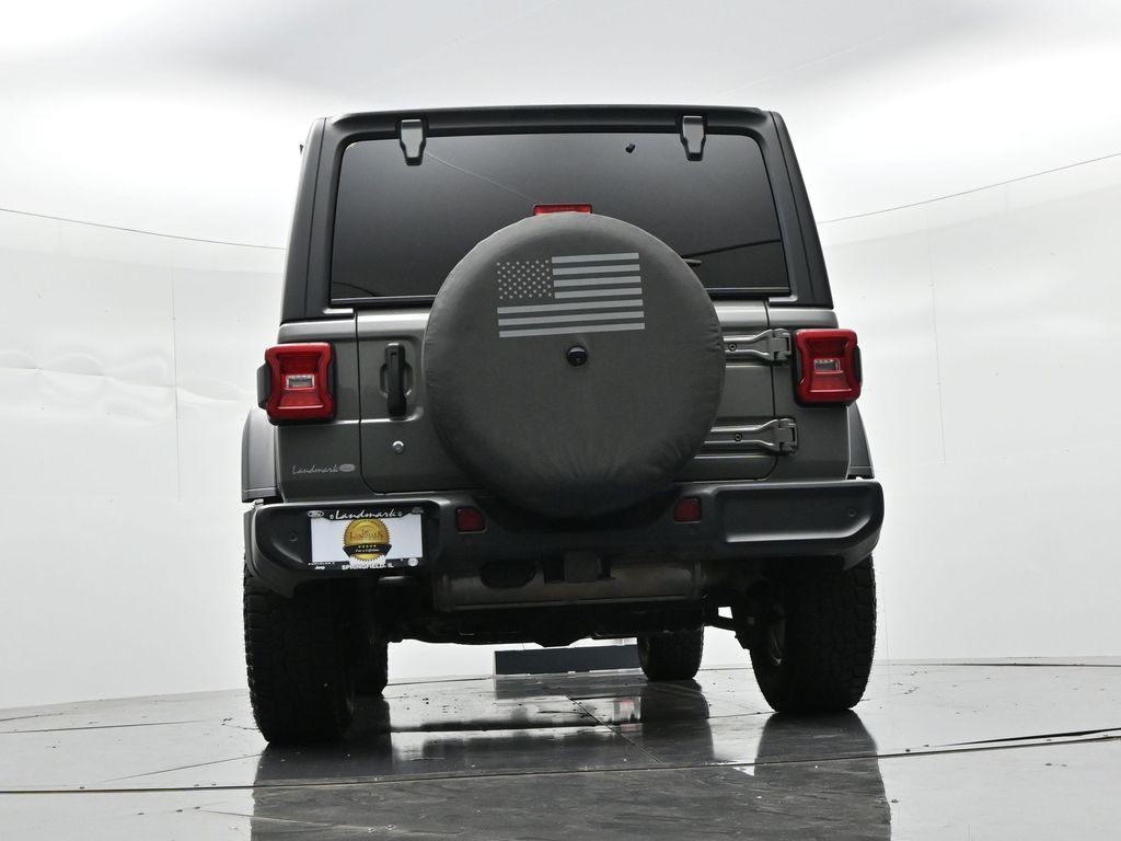 Jeep Wrangler Unlimited Vehicle Full-screen Gallery Image 21
