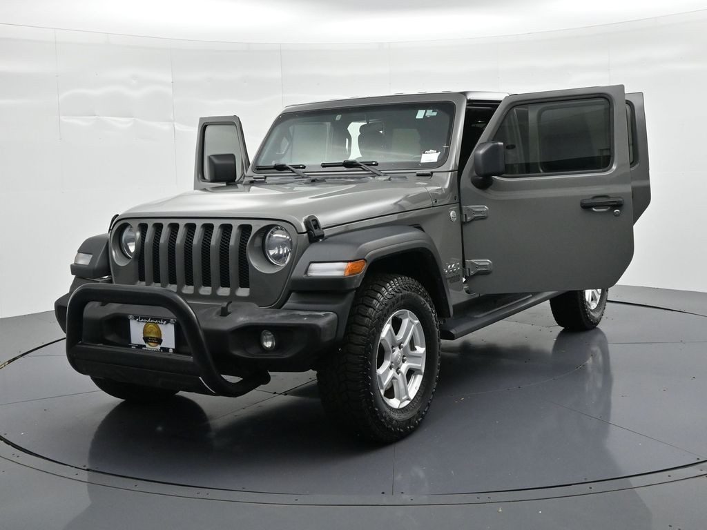 Jeep Wrangler Unlimited Vehicle Full-screen Gallery Image 26