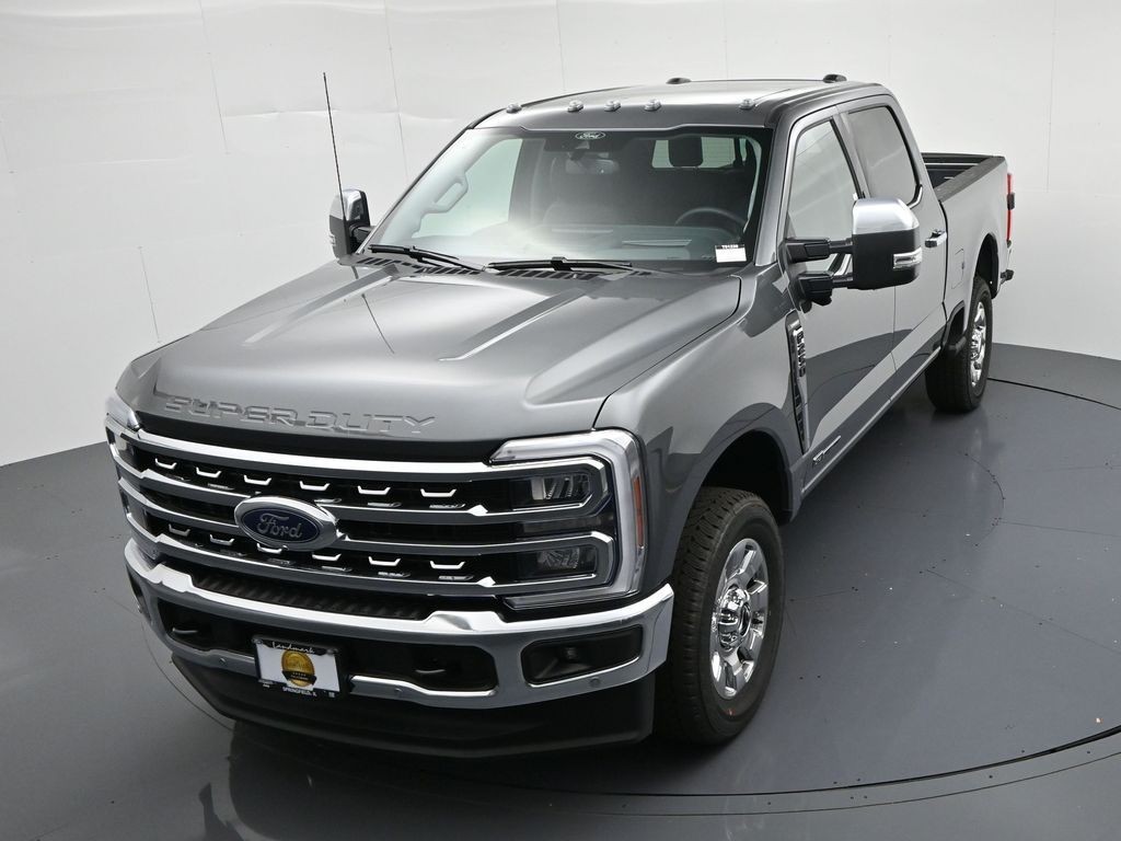 Ford F-250SD Vehicle Full-screen Gallery Image 18