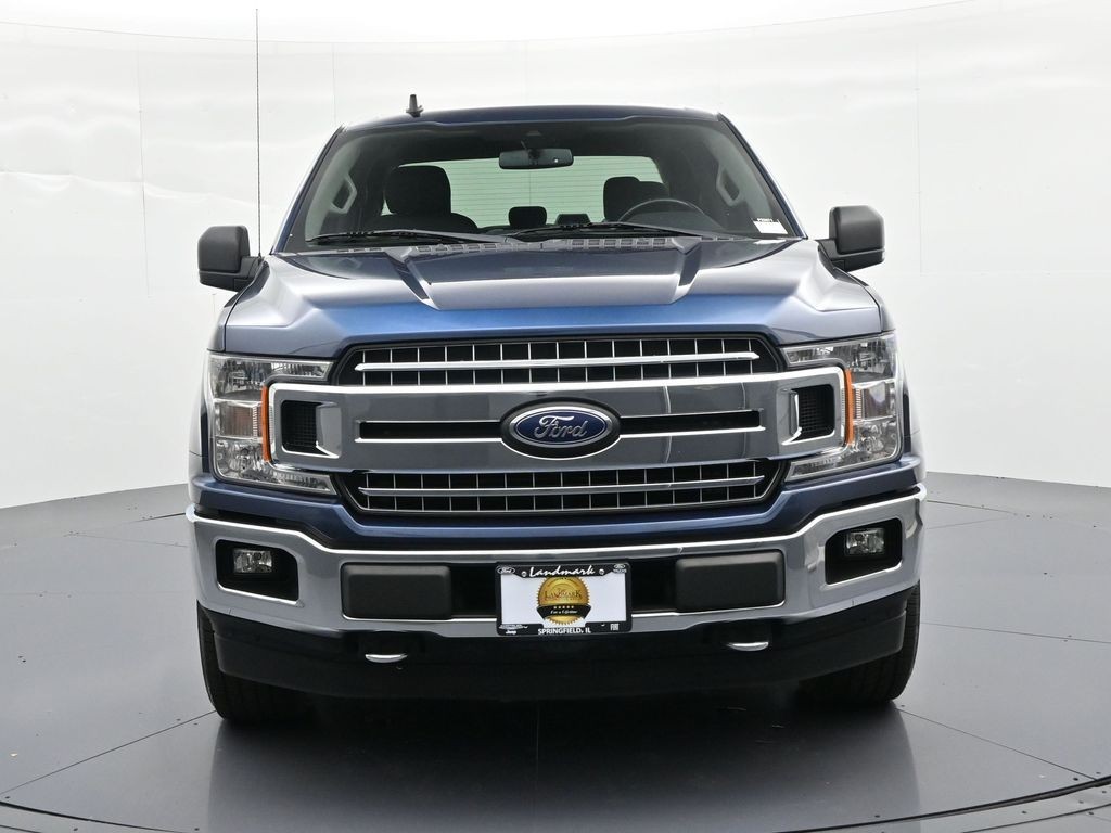 Ford F-150 Vehicle Full-screen Gallery Image 3