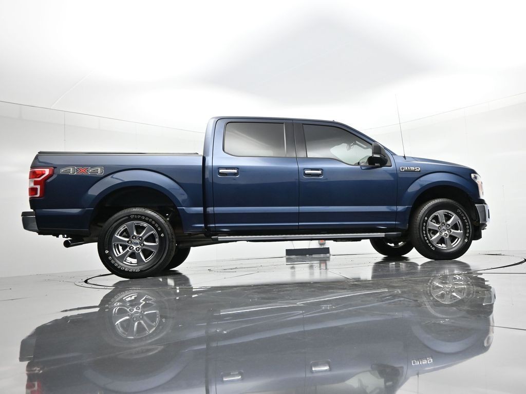 Ford F-150 Vehicle Full-screen Gallery Image 31