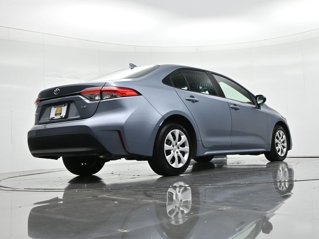 Toyota Corolla Vehicle Full-screen Gallery Image 20