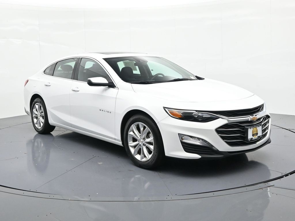 Chevrolet Malibu Vehicle Full-screen Gallery Image 04