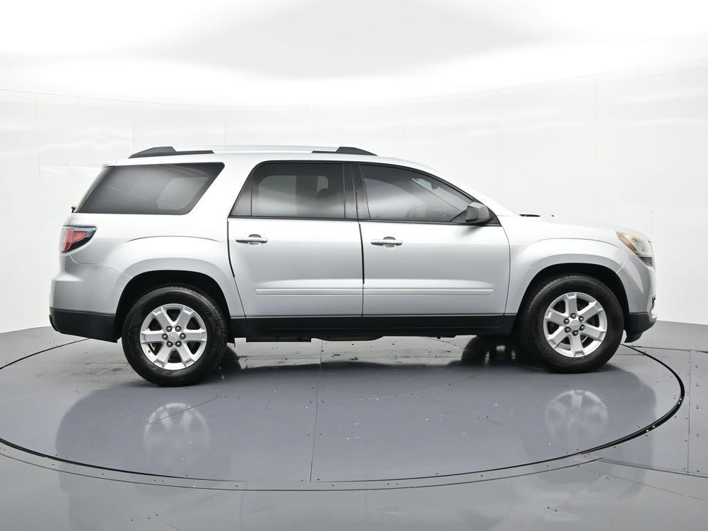 GMC Acadia Vehicle Full-screen Gallery Image 5