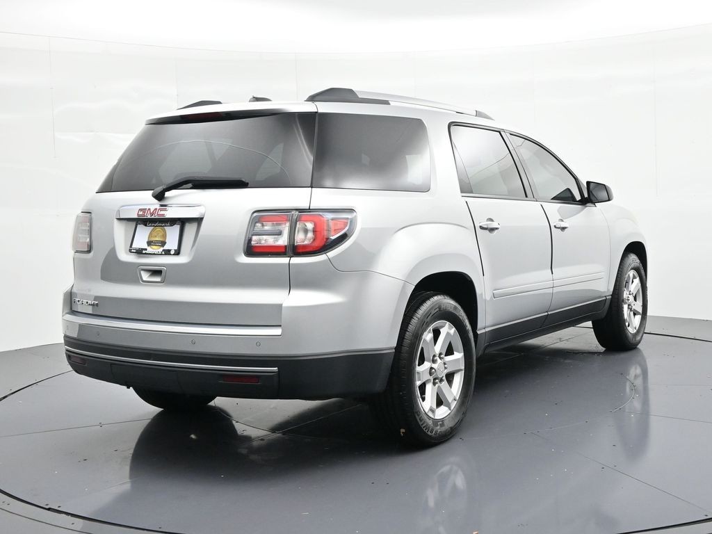GMC Acadia Vehicle Full-screen Gallery Image 6