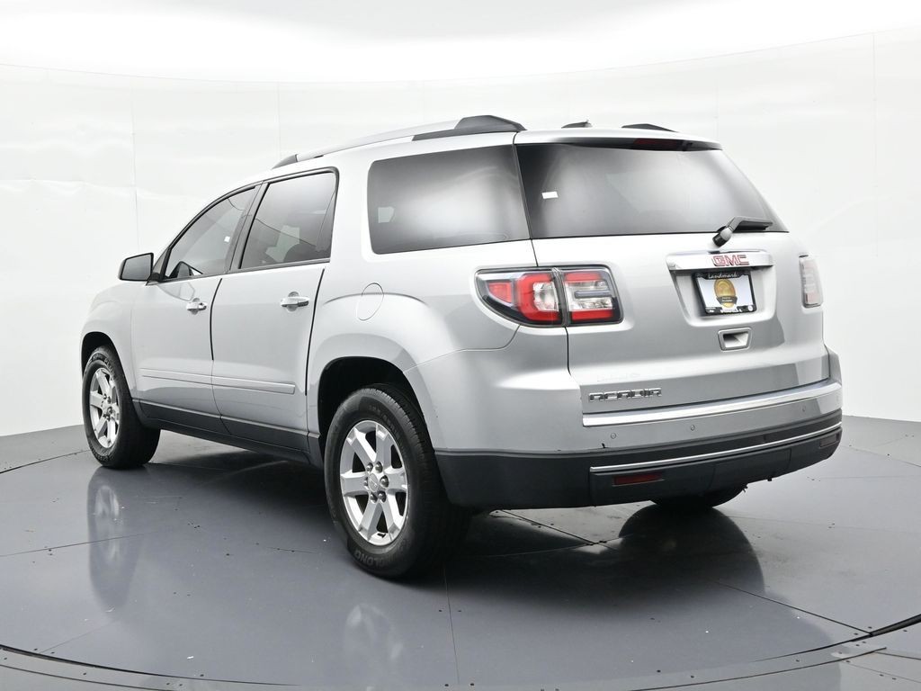 GMC Acadia Vehicle Full-screen Gallery Image 8
