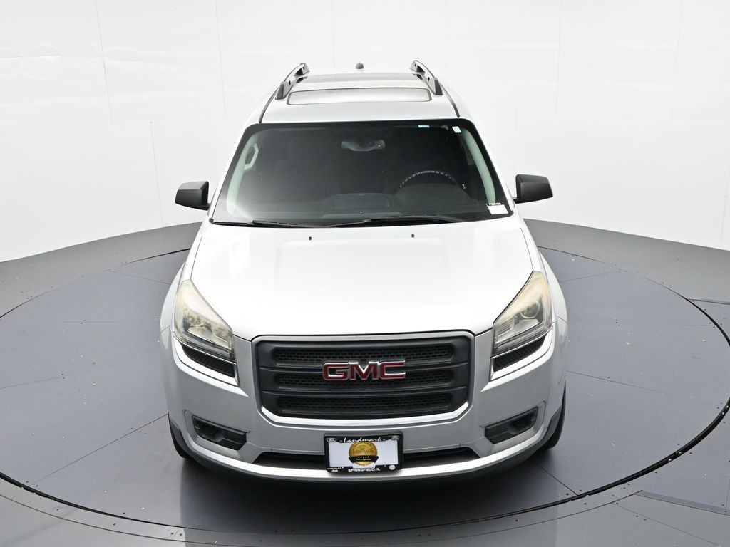 GMC Acadia Vehicle Full-screen Gallery Image 15