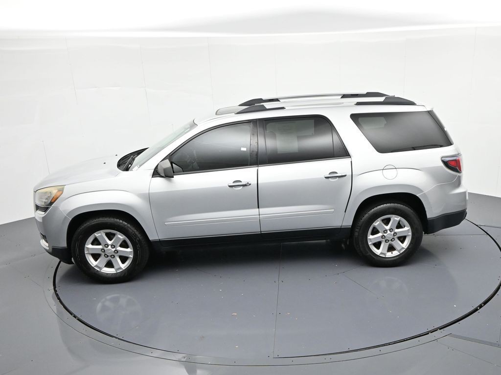 GMC Acadia Vehicle Full-screen Gallery Image 17