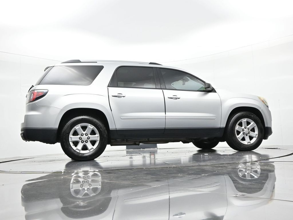 GMC Acadia Vehicle Full-screen Gallery Image 21