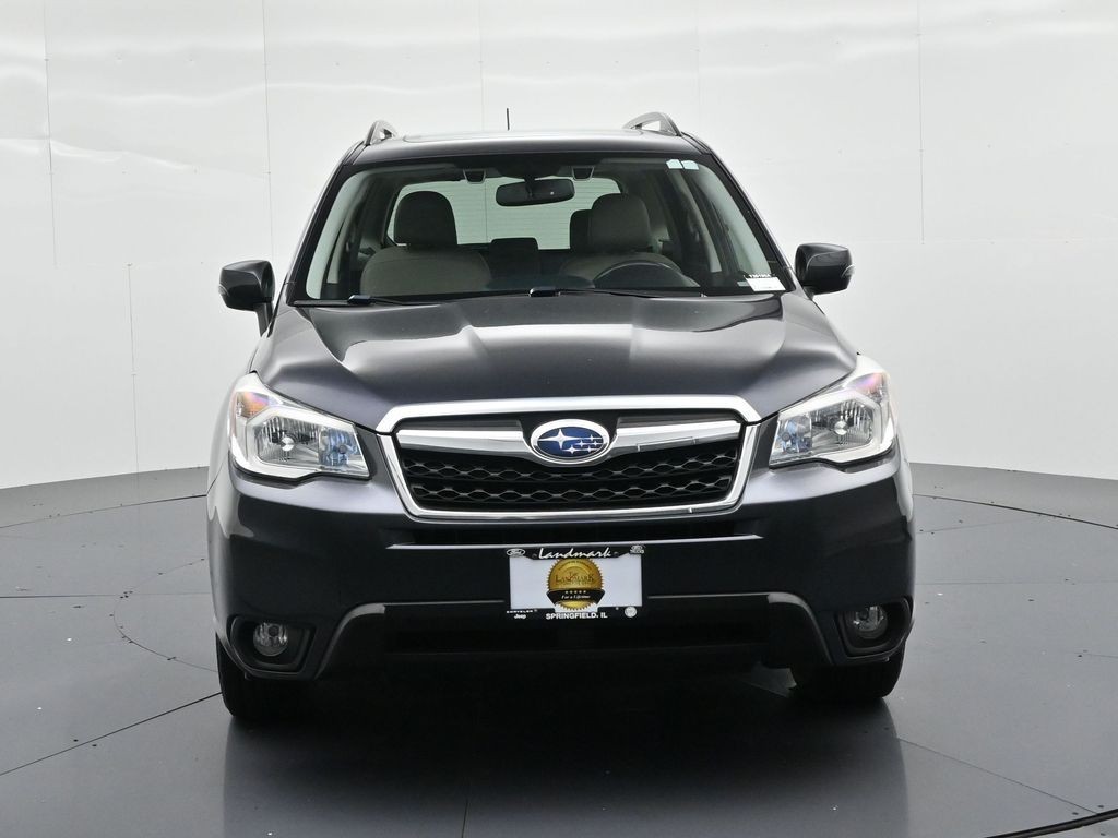 Subaru Forester Vehicle Full-screen Gallery Image 3