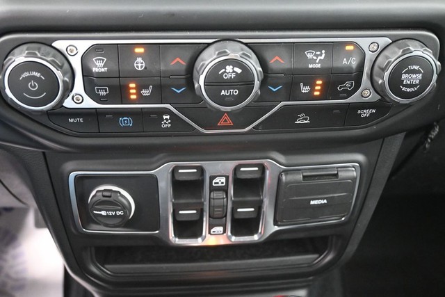 2022 Jeep Wrangler Unlimited Sahara 4XE - Photo 13