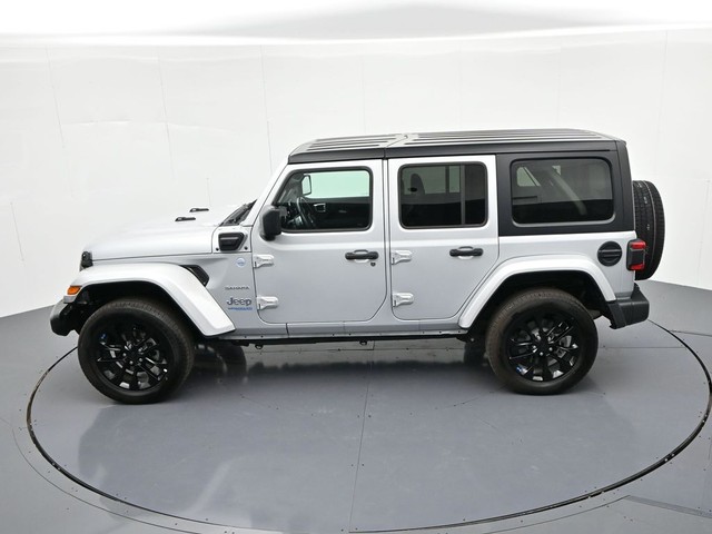 2022 Jeep Wrangler Unlimited Sahara 4XE - Photo 25