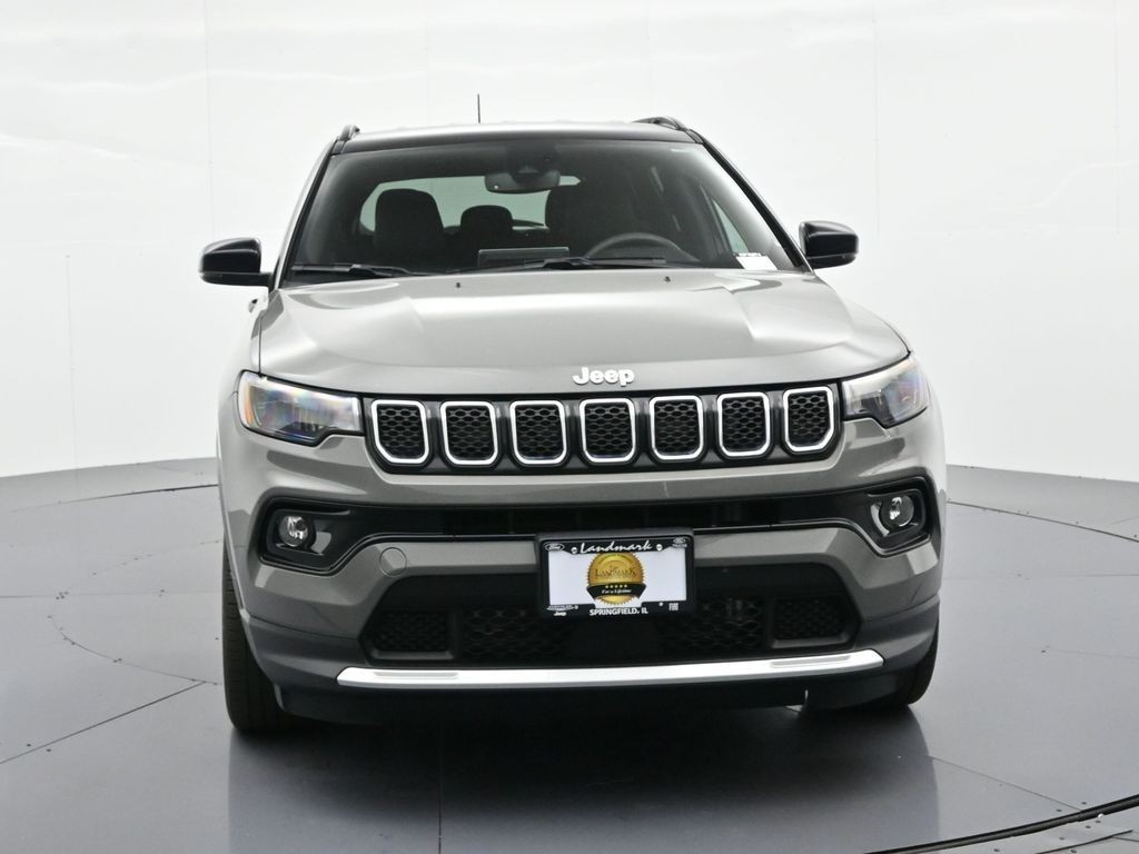 Jeep Compass Vehicle Full-screen Gallery Image 3